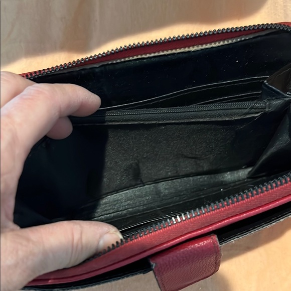 Liz Claiborne Tote Bag with grey velvet Crossbody and red wallet, bundle - Picture 8 of 16